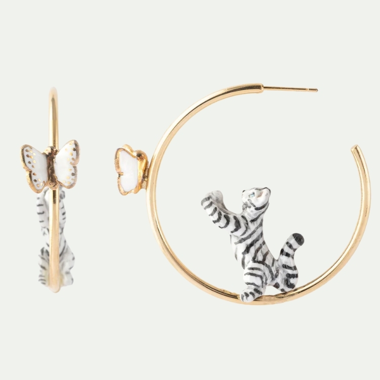 月下嬉戲小灰貓圈型耳環