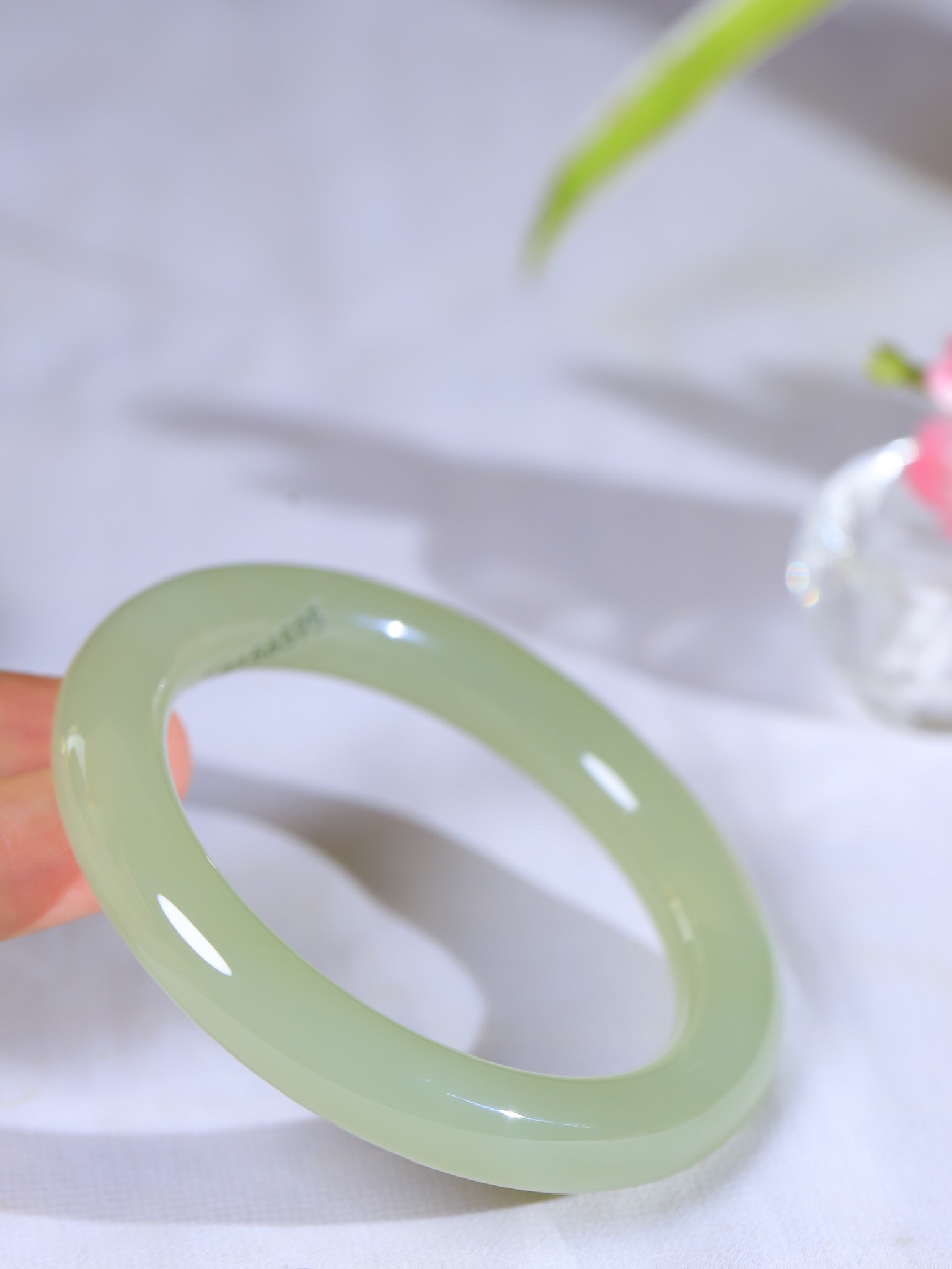 116110 59.5mm和田玉晴水圓條手鐲 (58-60)