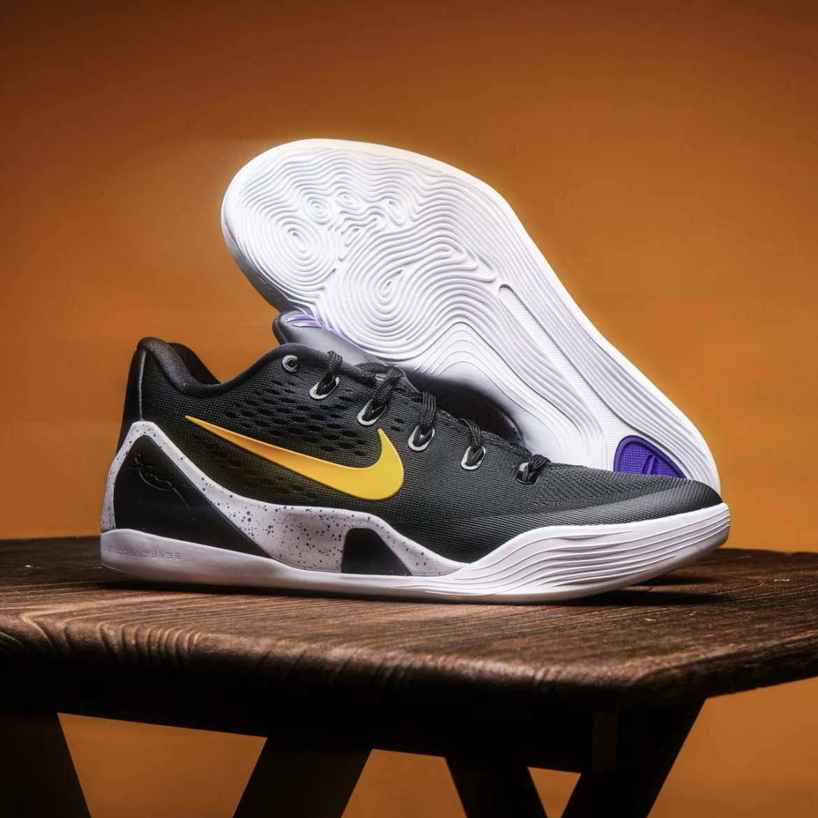 Nike Kobe 9 EM Low Protro 黑金 黑曼巴 科比 低筒 實戰籃球鞋 運動鞋 男鞋