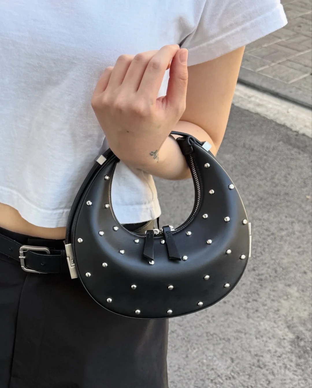 #預購 🇰🇷韓國 OSOI TONI MINI 月牙包 腋下包