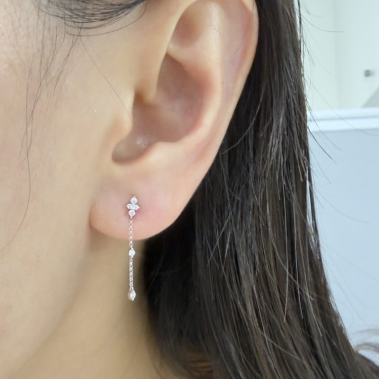 極簡鑽石垂墜耳環