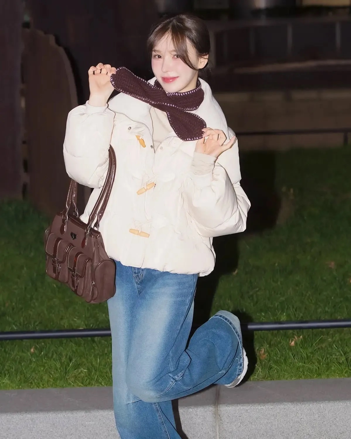 LEATHERY POCKET SUEDE SHOULDER BAG