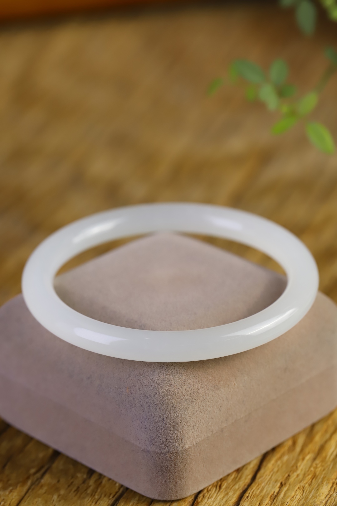 116116 57mm和田玉老坑羊脂玉圓條手鐲 (56-58)