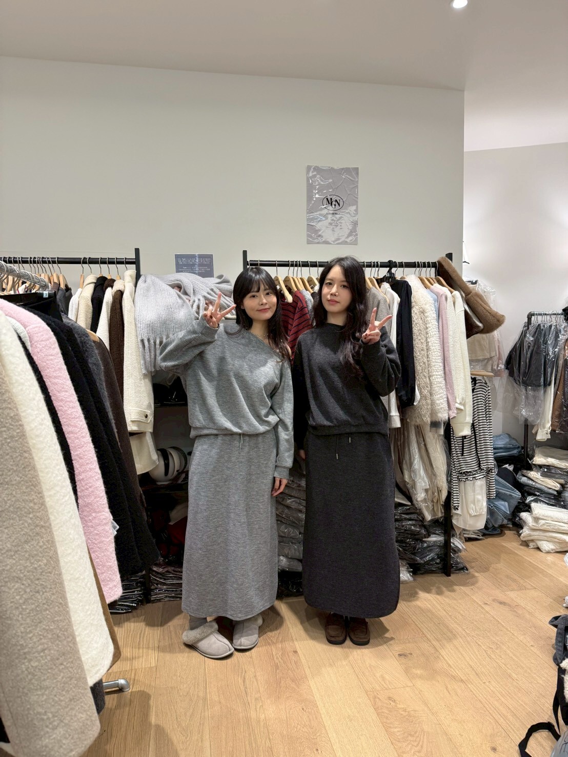 MN5116 內鋪毛抽繩運動長裙