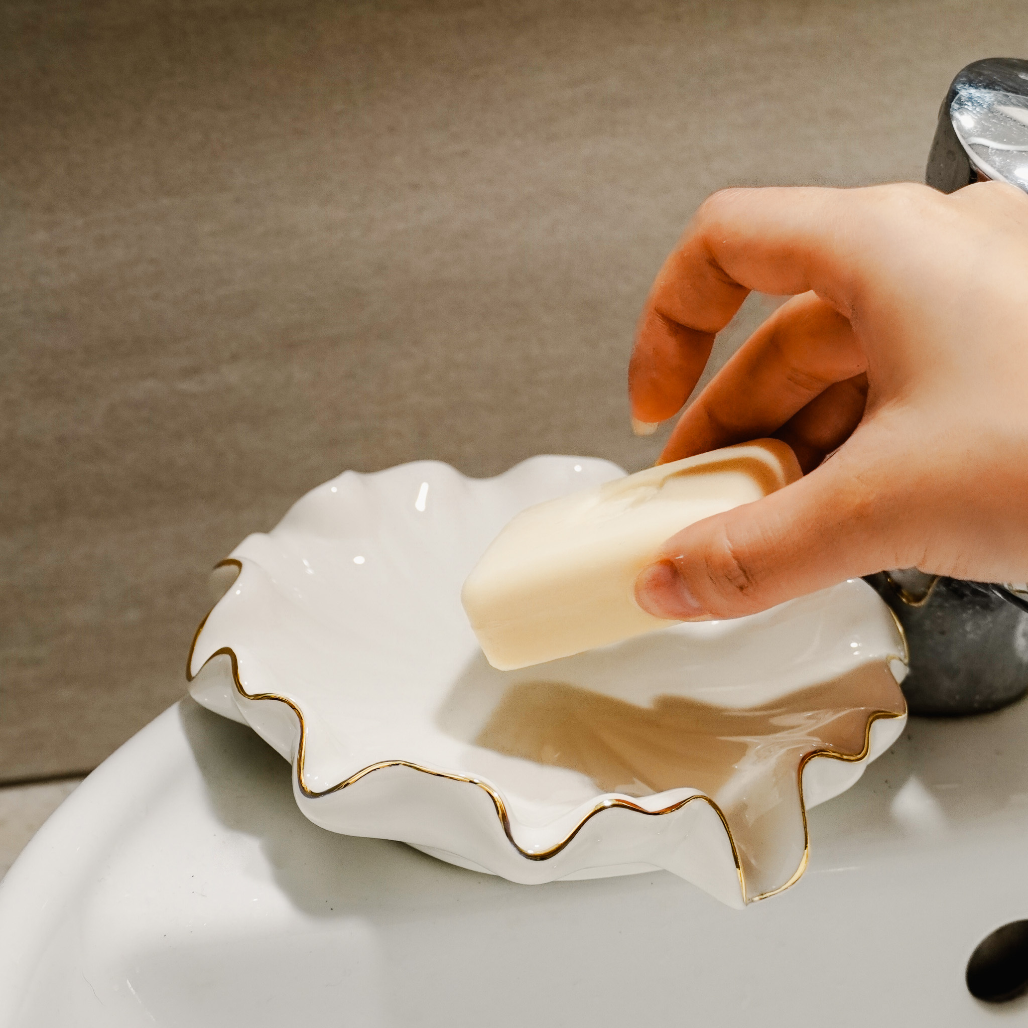 陶瓷荷葉香皂盤 三色售