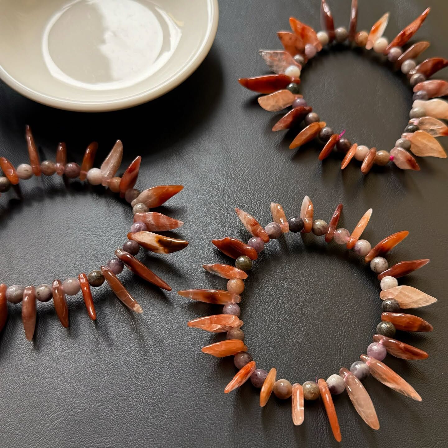 [原石] 紅瑪瑙 葉子 手串