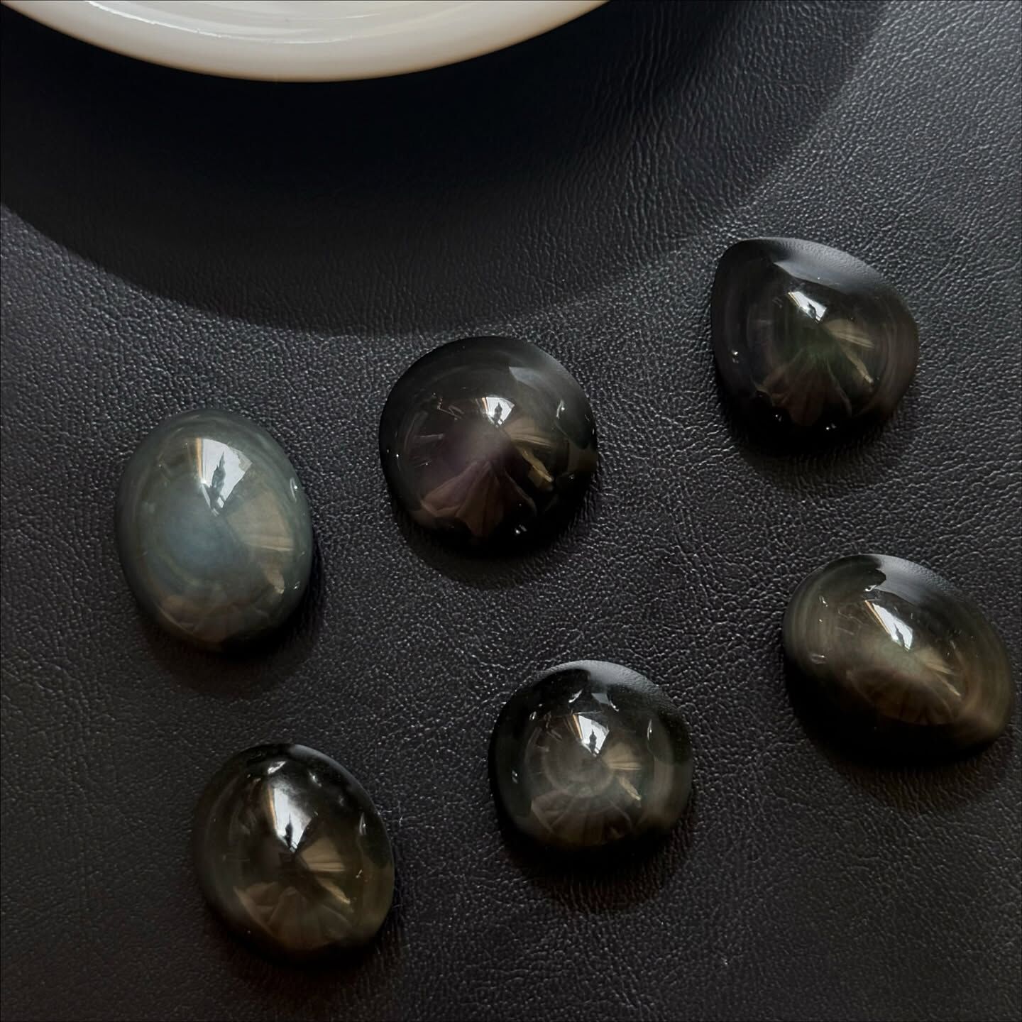 [原石] 彩虹黑曜石 水晶蛋面