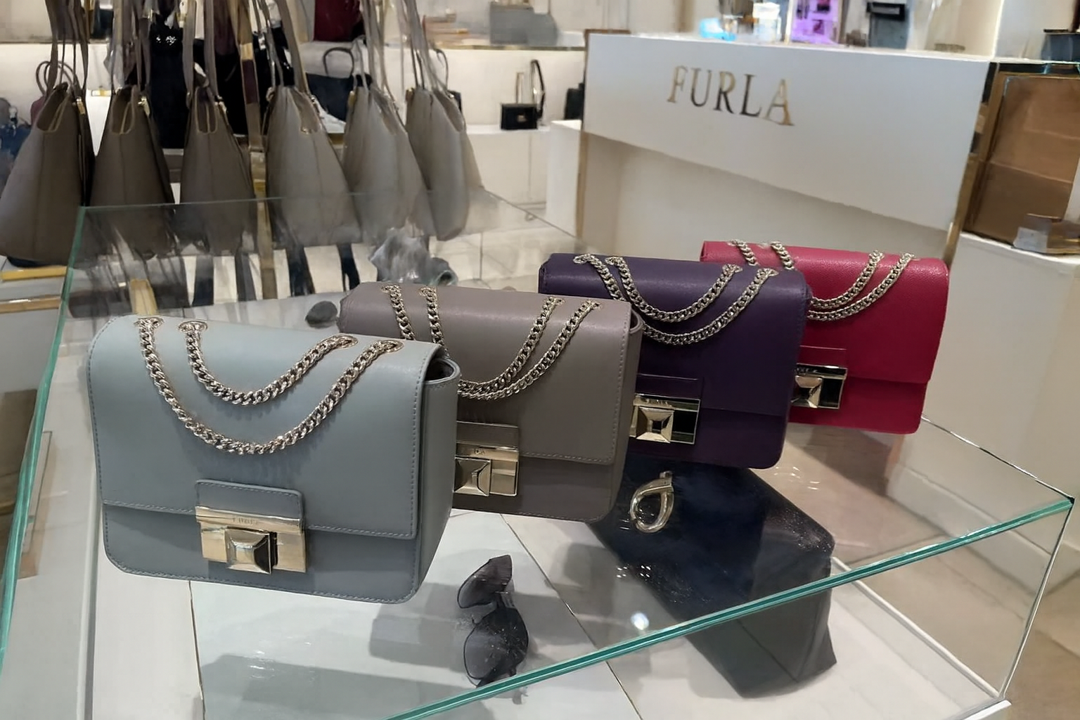 【預購】FURLA K1121801 銀色鏈條包包