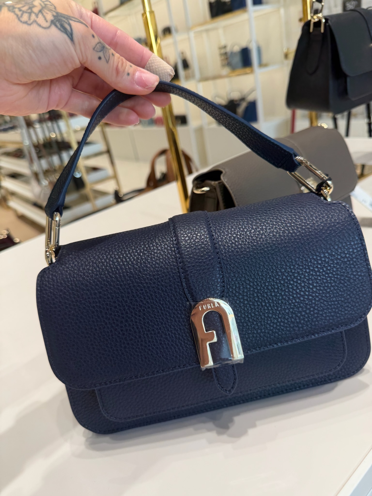 【預購】FURLA K1121802 手提包包
