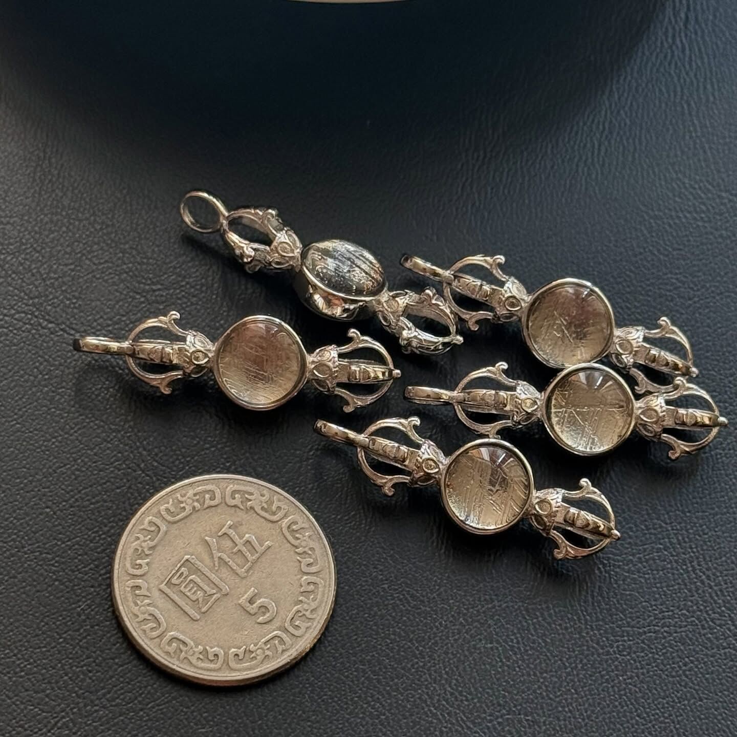 [原石] 鐵隕石 / 天鐵 925銀 金剛杵 項鏈吊墜