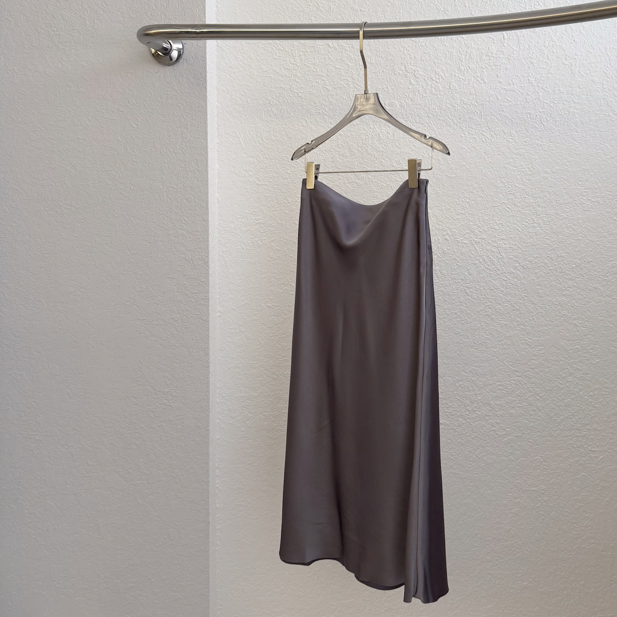 N10 高級光澤魚尾長裙(灰/SM)