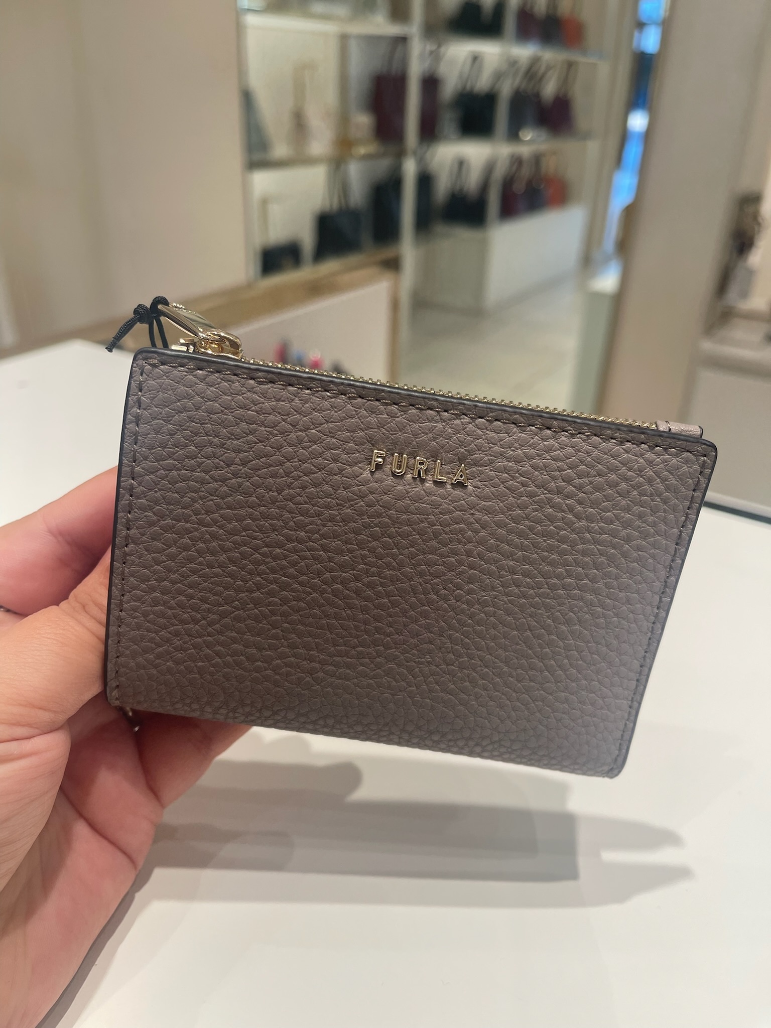 【預購】Furla K112106 荔枝皮短銀包