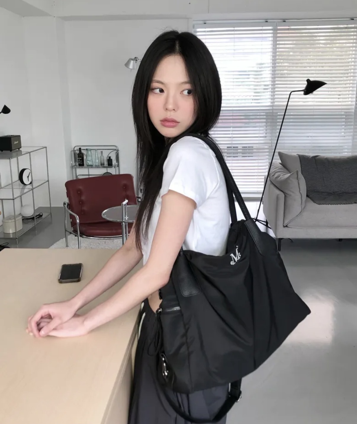 韓國🇰🇷連線 MUCENT 尼龍大容量肩背包 手提包 健身包 通勤包 黑色 (任買兩件711免運)/預購