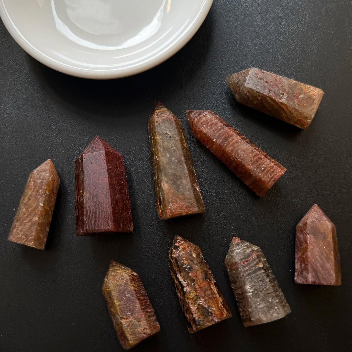 [原石] 千層幽靈水晶 水晶柱