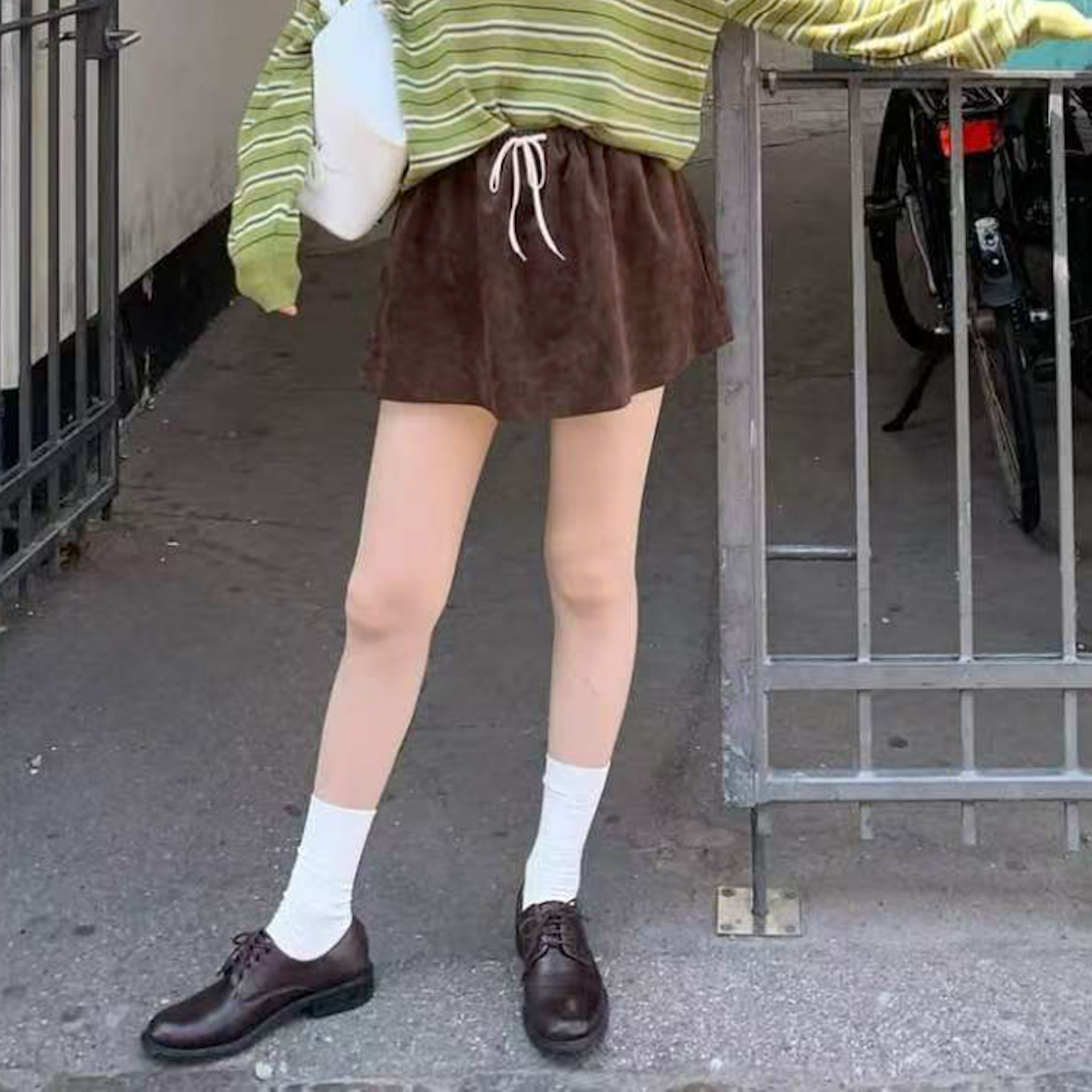 N12 綁帶麂皮短淺裙(內裡短褲)