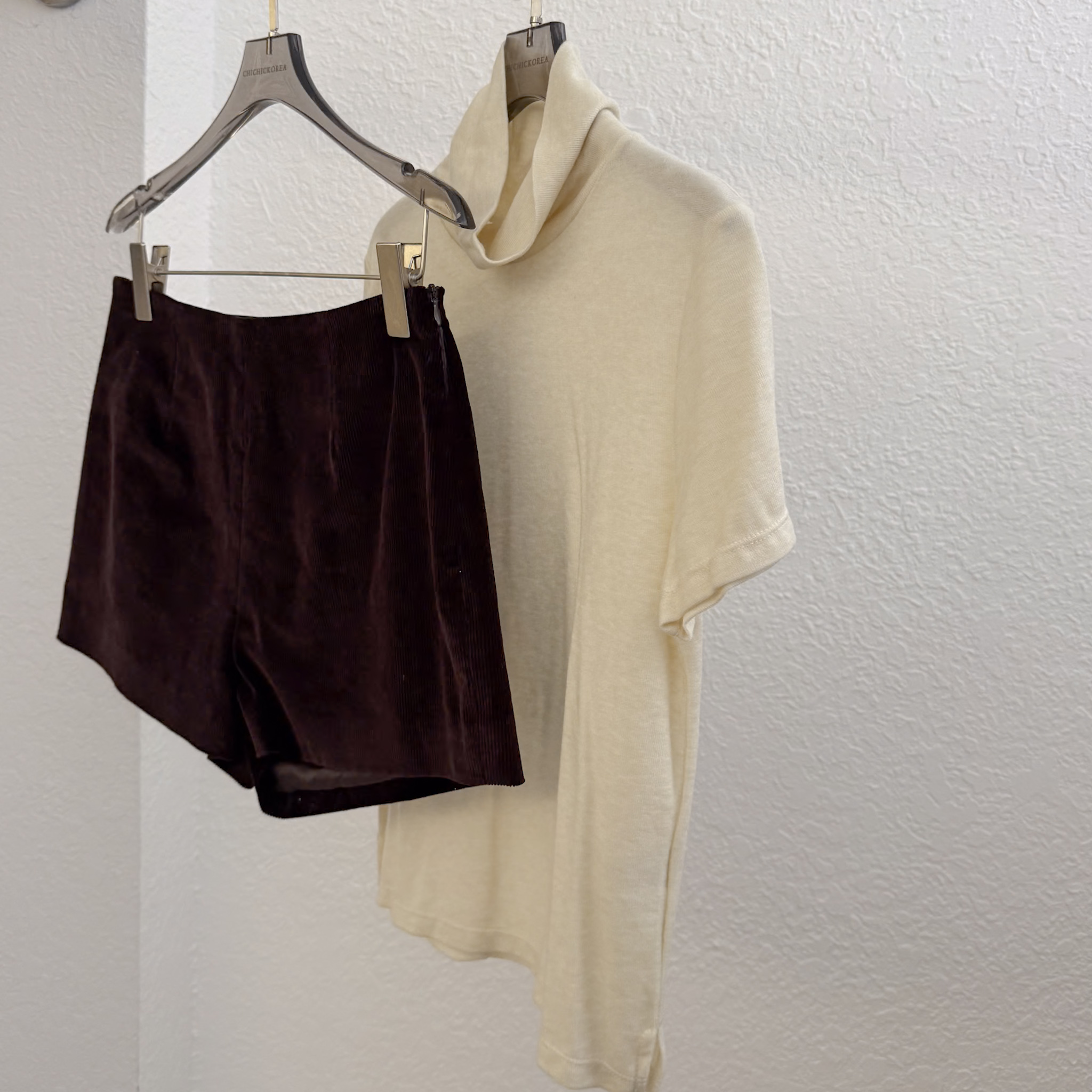 N13 燈芯絨酒紅咖短褲(S/M)