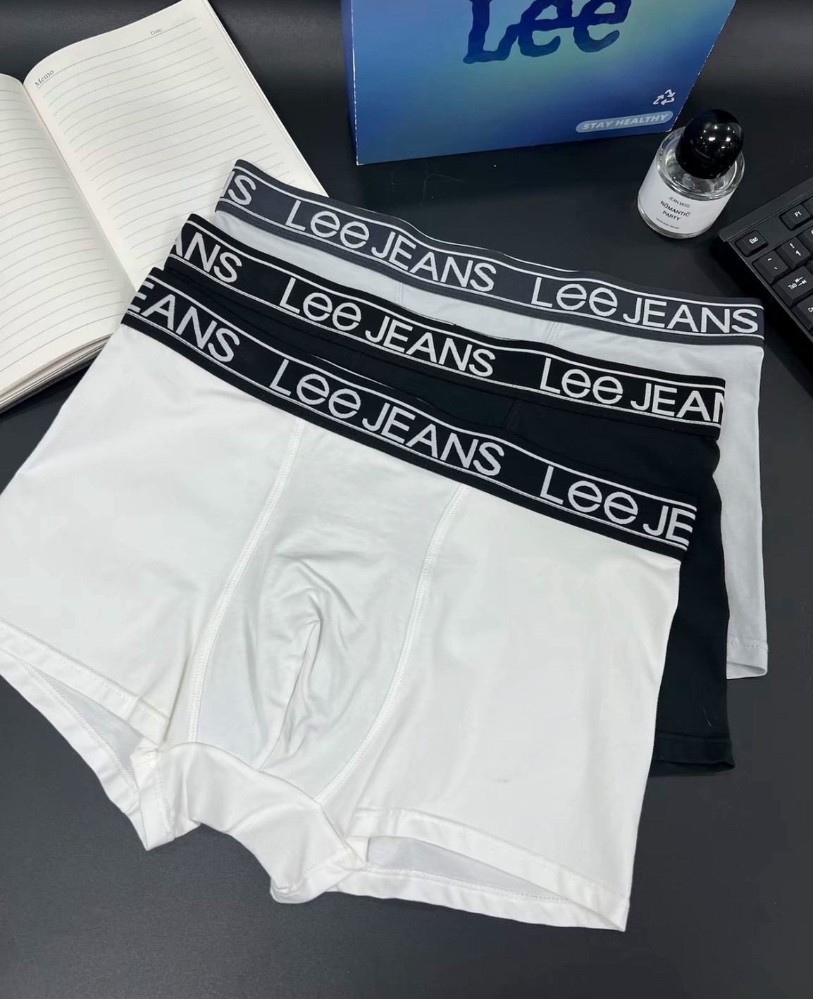 【預購】國外限定 Lee Jeans Underwear 棉質 平口內褲 3件組 內褲 禮盒