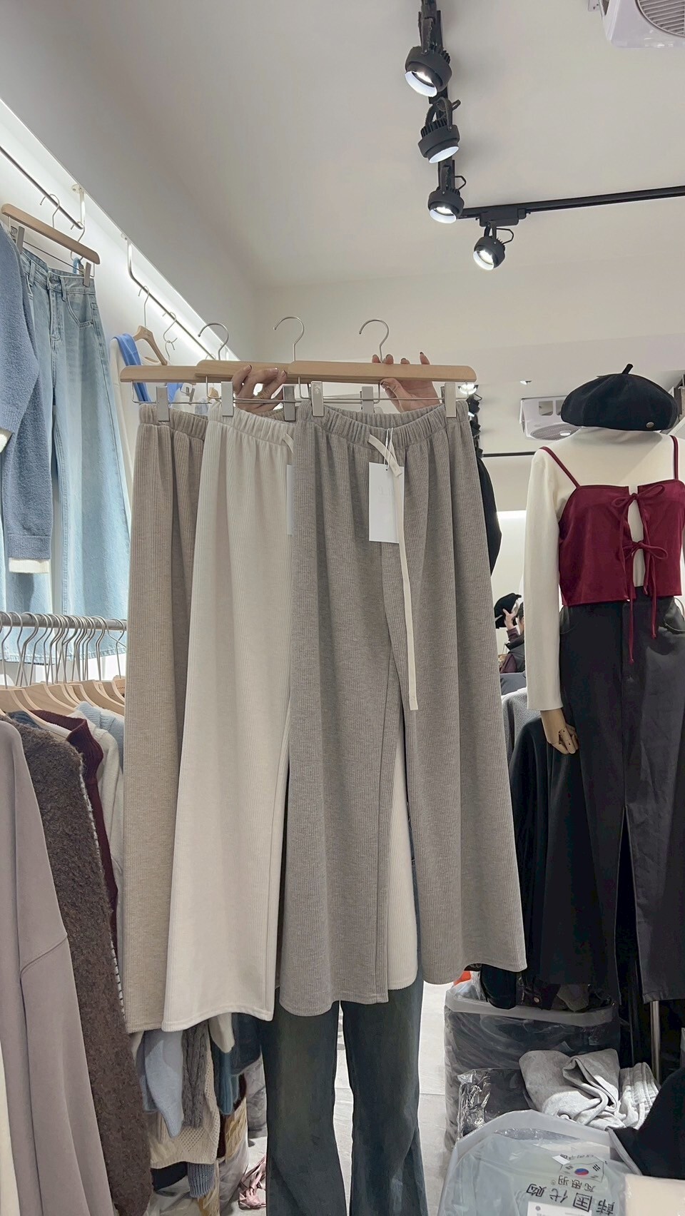 [熱銷300+] 厚磅毛呢褲 5colors  推包色!!!!! S-L 可穿