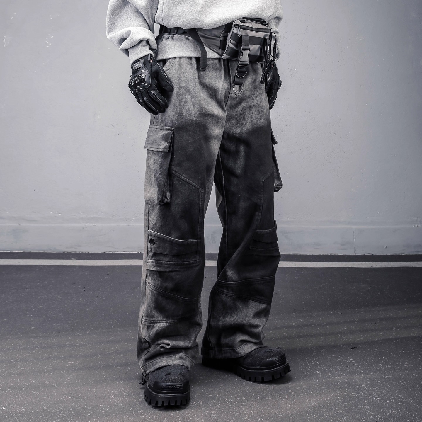 𝙏𝙀𝘾𝙃𝙒𝙀𝘼𝙍 沙丘廢土機能洗水工裝牛仔褲