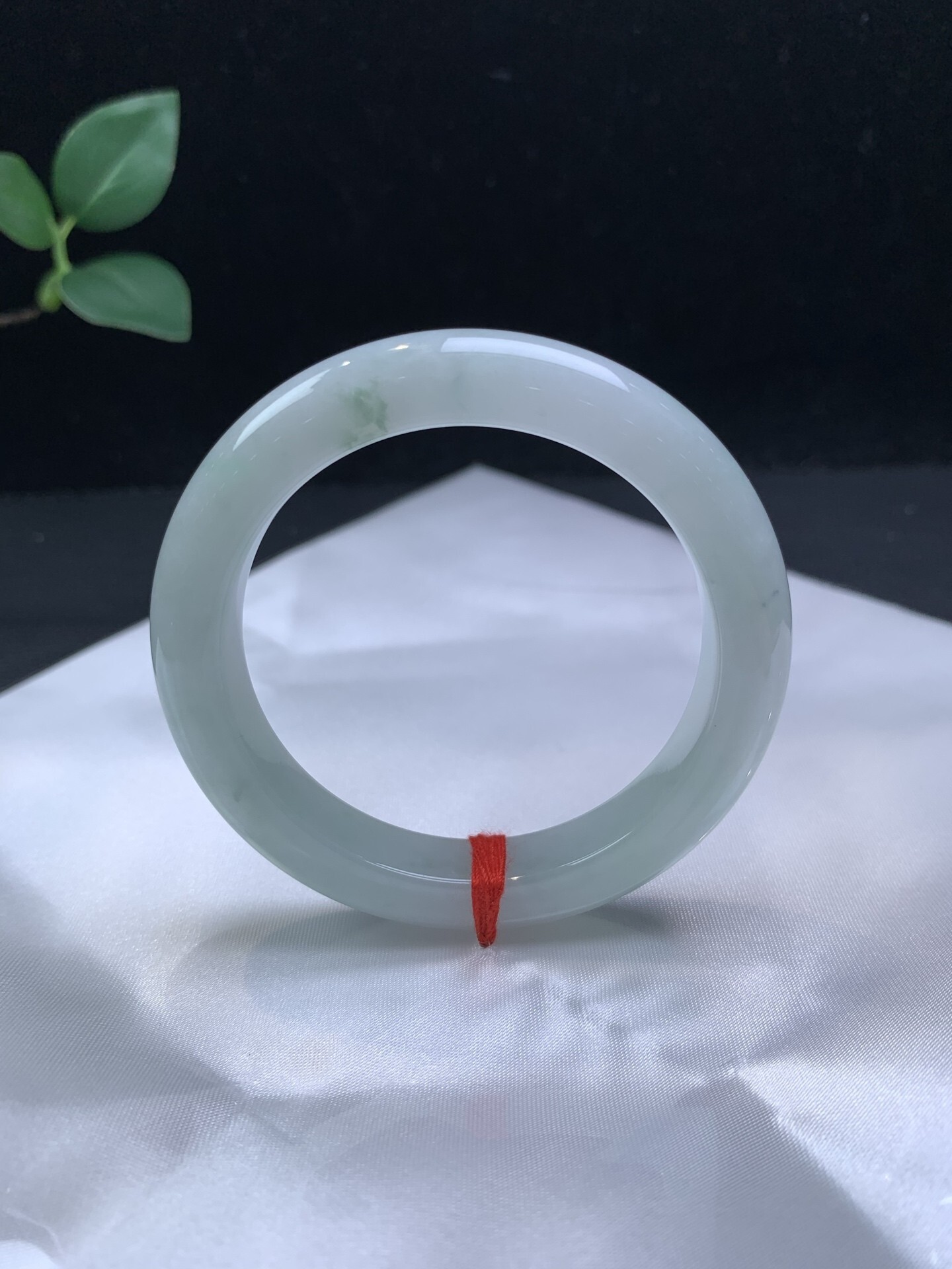 翡翠底色飄花正圈手鐲,天然翡翠A玉, 緬甸玉, Jade, Jadeite