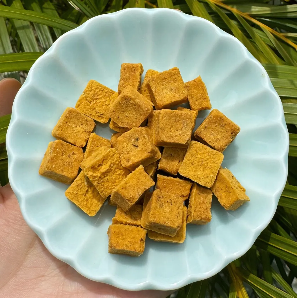 HAPPY RUFF很春毛小吃 ｜洋甘菊南瓜雞小餅訓練獎勵零食