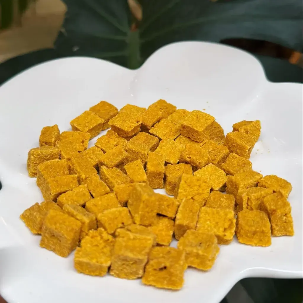 HAPPY RUFF很春毛小吃 ｜胡蘿蔔小餅訓練獎勵零食