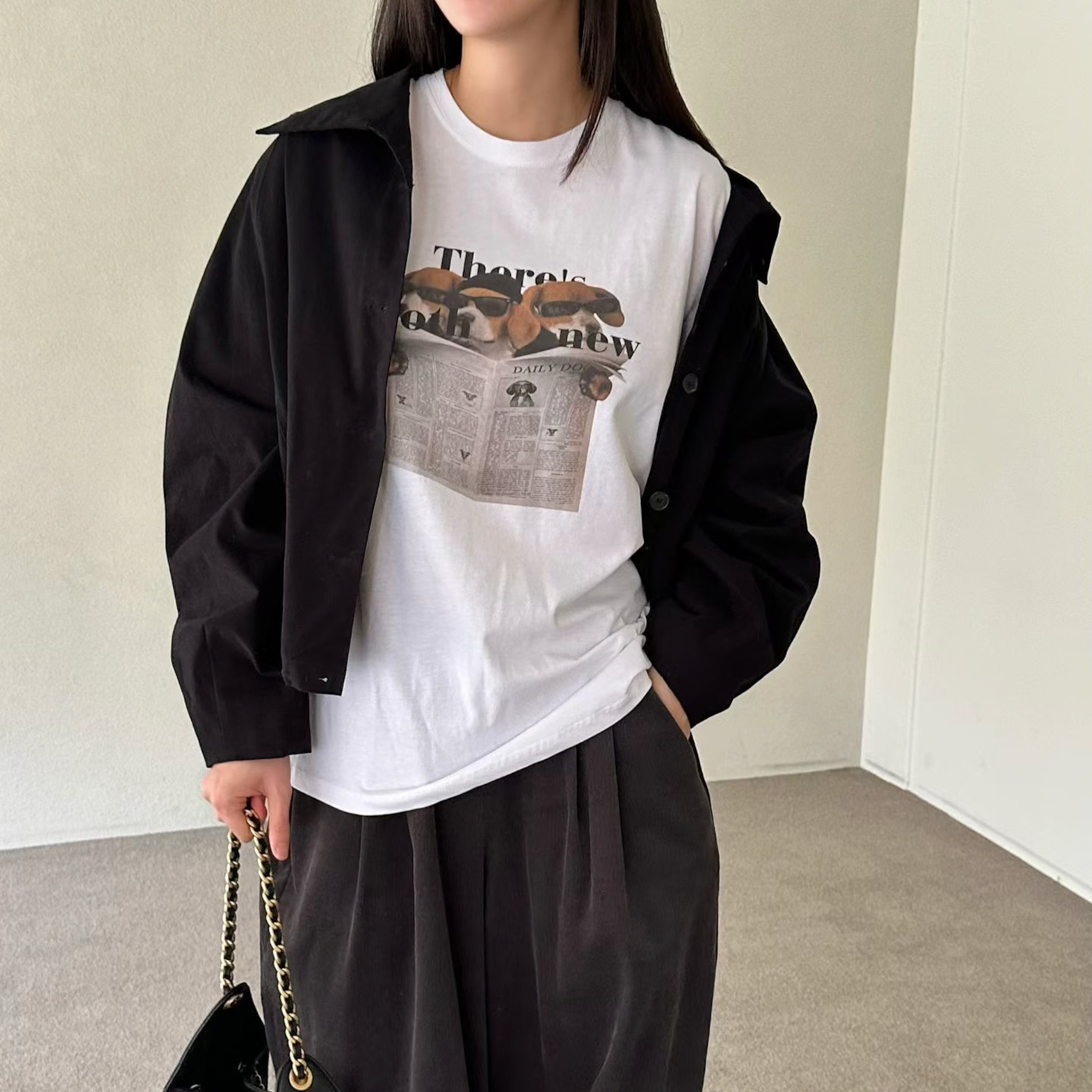 N27 拿出態度的帥狗短袖T(白/黑)