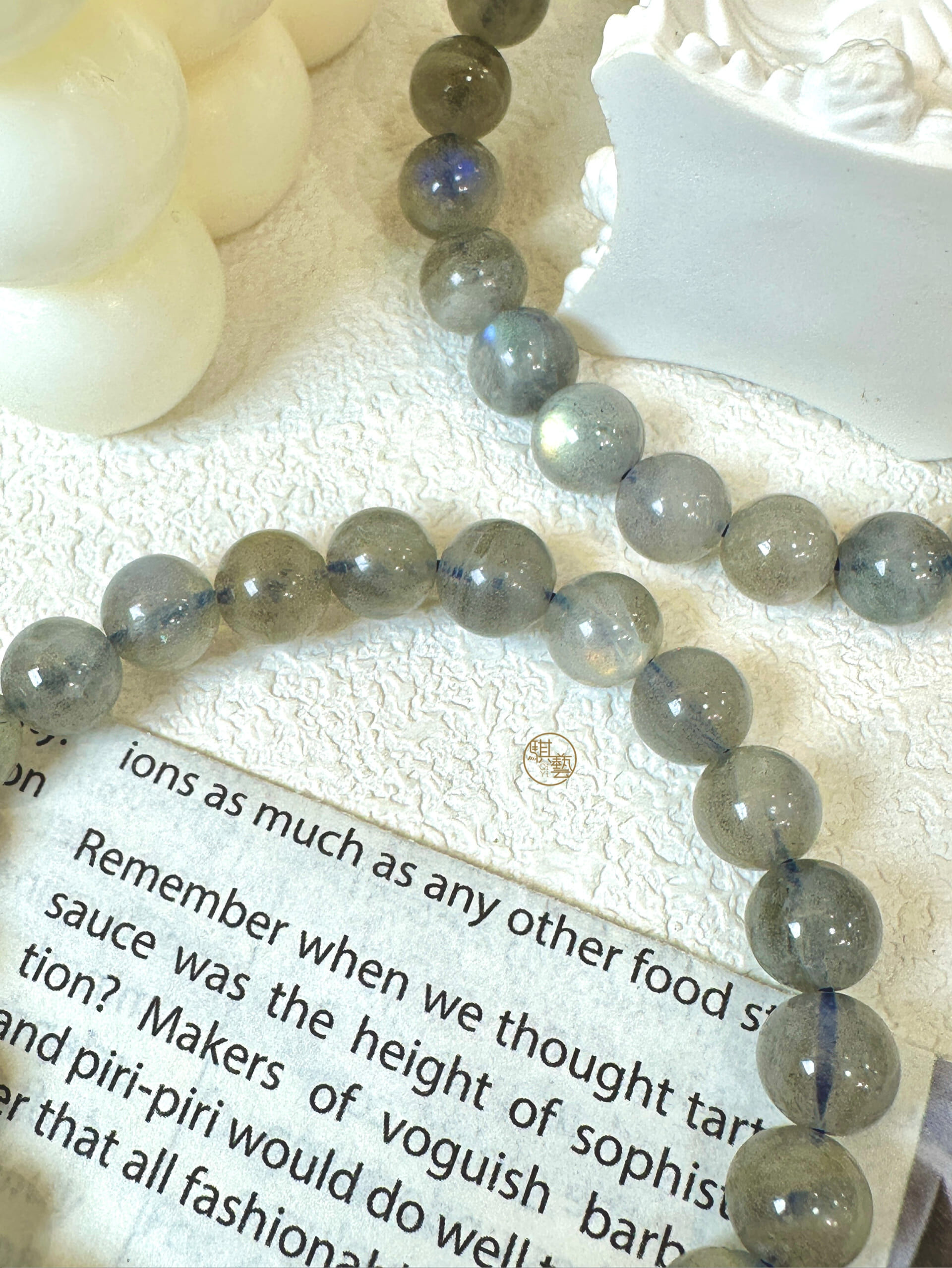 灰月光手串 8mm｜平衡能量・舒緩壓力・提升直覺｜天然礦石手鍊