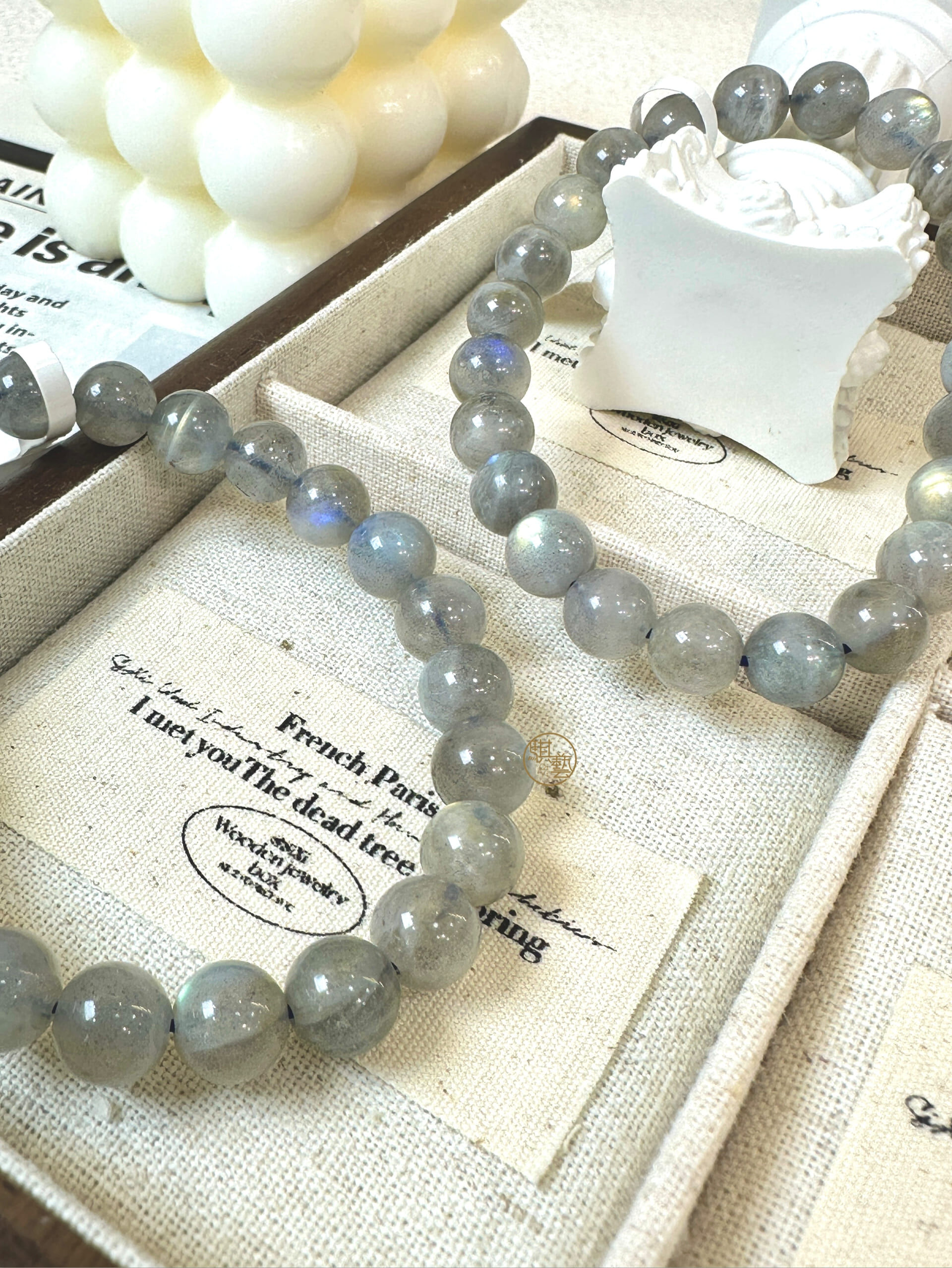 灰月光手串 8mm｜平衡能量・舒緩壓力・提升直覺｜天然礦石手鍊