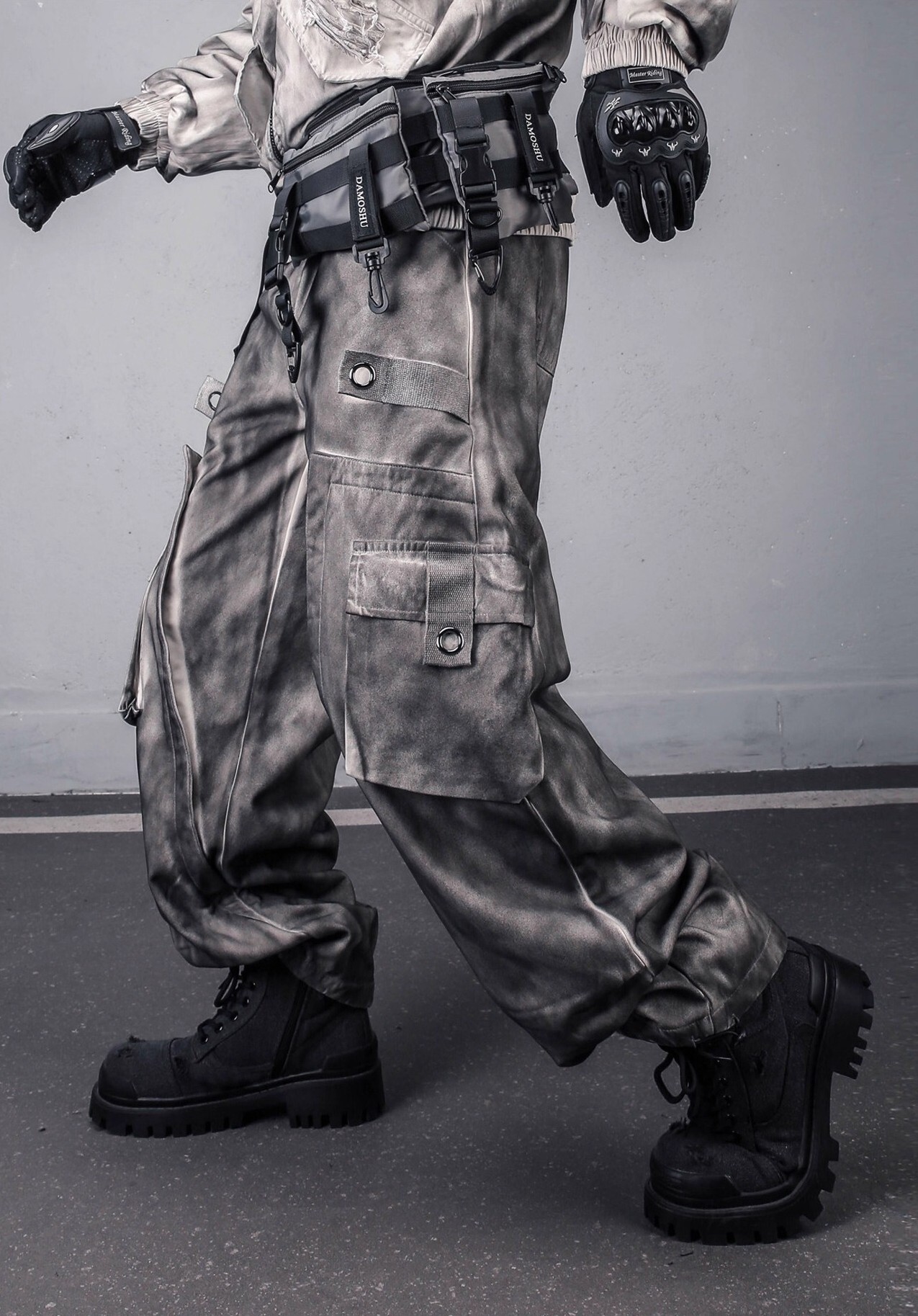 𝙏𝙀𝘾𝙃𝙒𝙀𝘼𝙍 廢土高街髒洗機能工裝褲