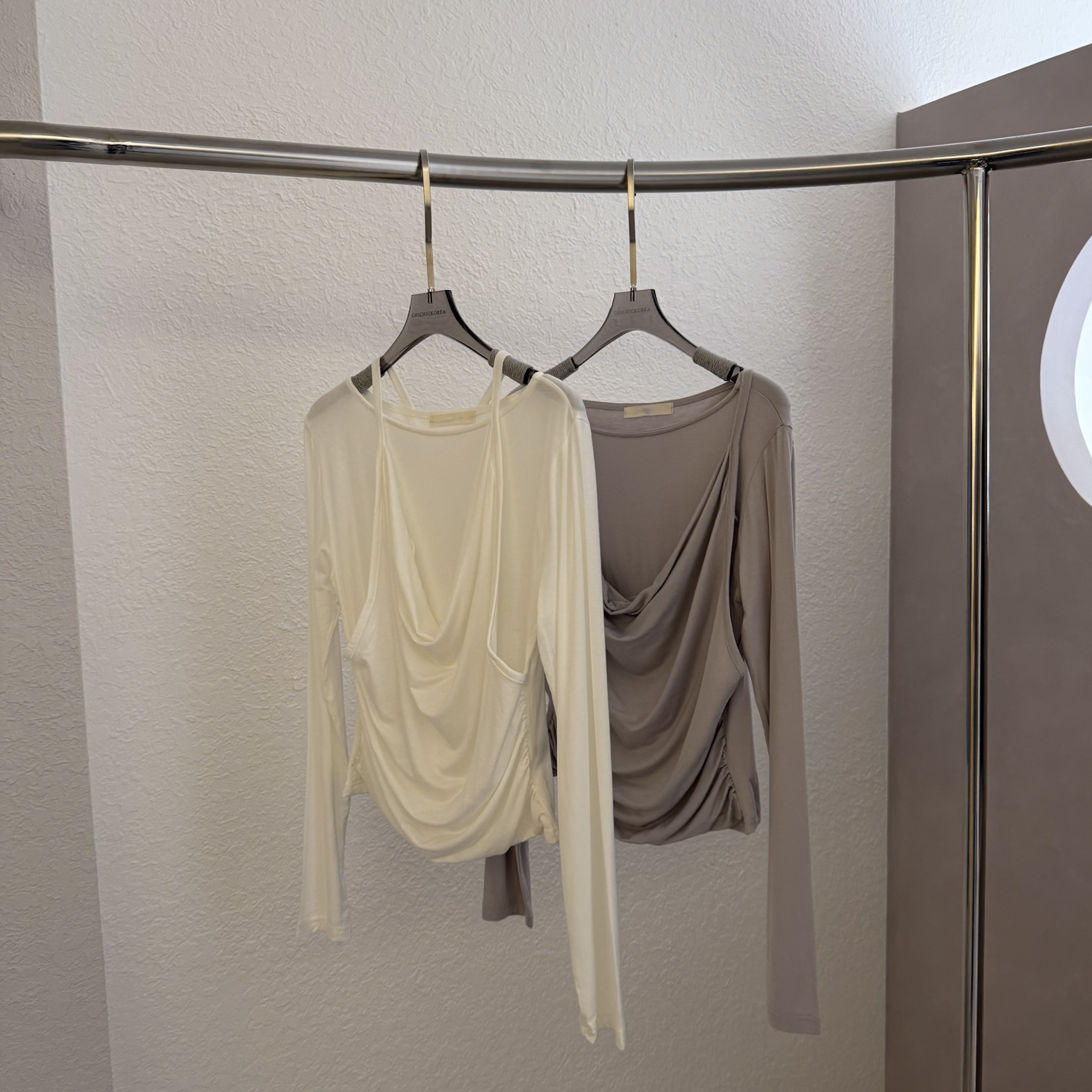 N30 莫代爾軟Q假兩件滑料Rayon上衣(白)