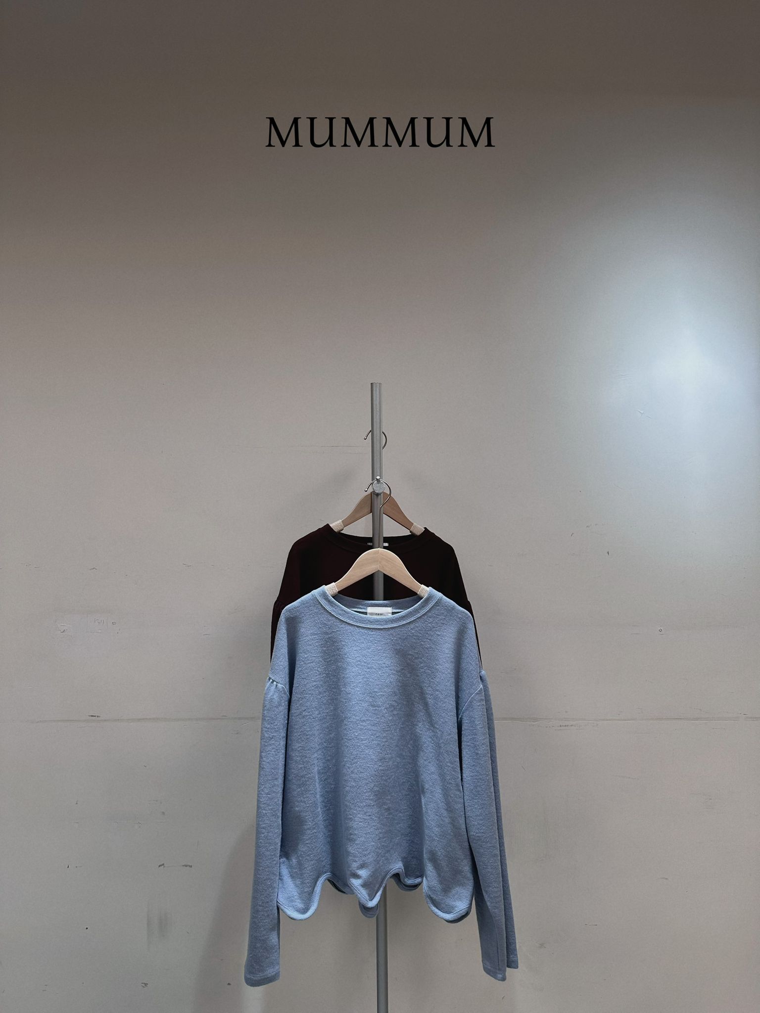 0212871a/糖果色系可愛波浪邊上衣 46/46/24