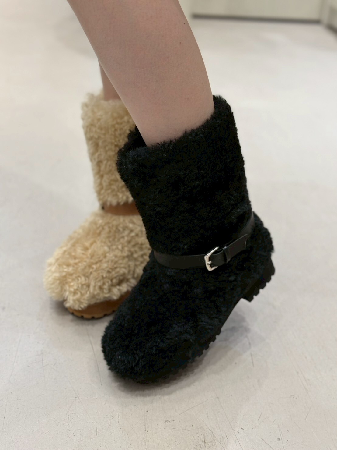 SH5206 毛毛皮帶扣雪地靴 *S/M/L碼*