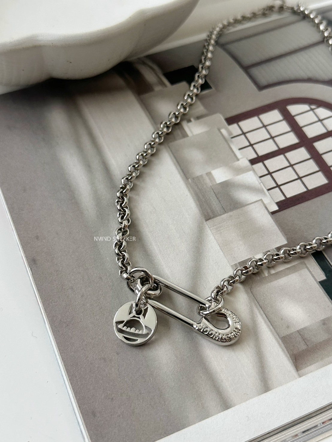 <聖誕快樂✨> Vivienne Westwood Man. Imogene 別針吊牌項鍊