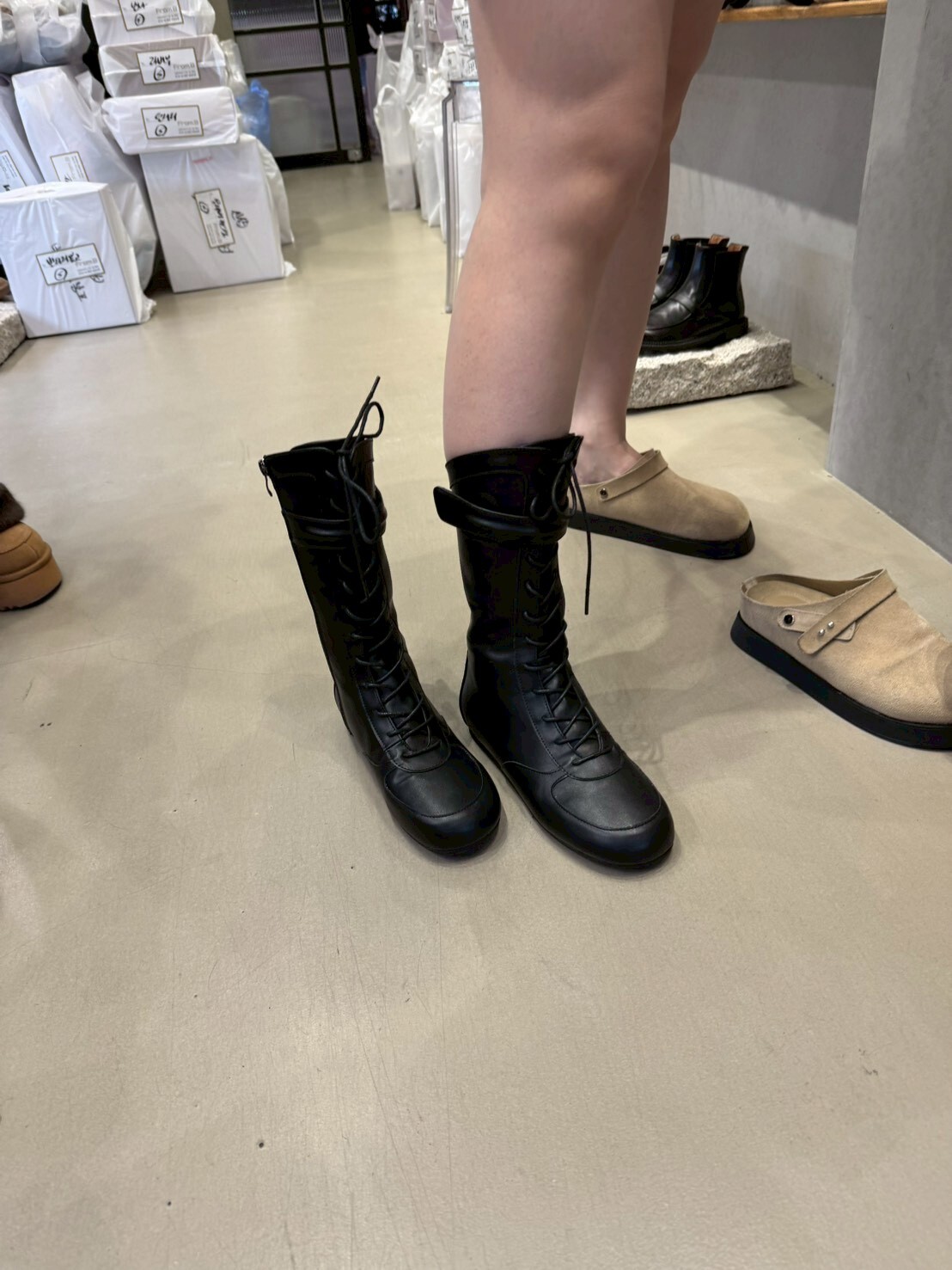 SH5220 質感綁帶圓頭軍靴 *足碼*