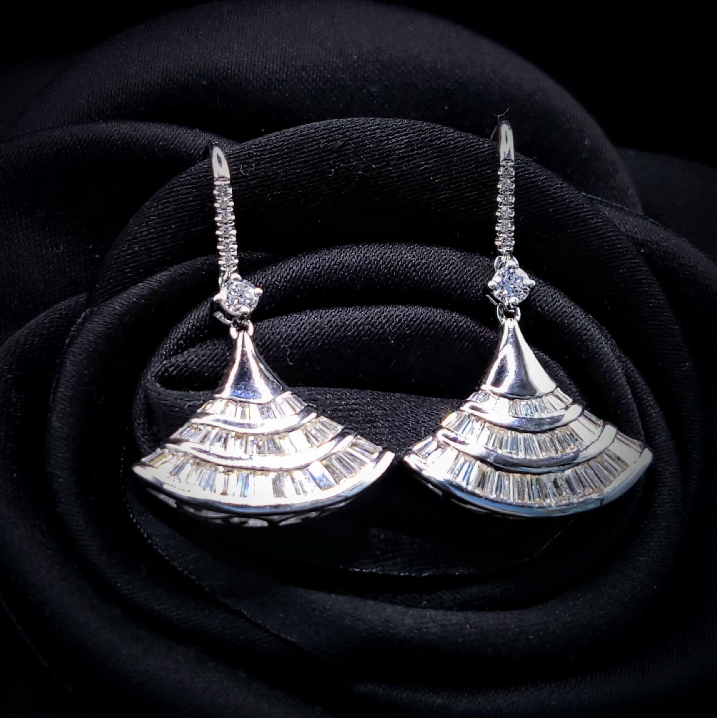 全新18K白金1卡80鑽石吊耳環