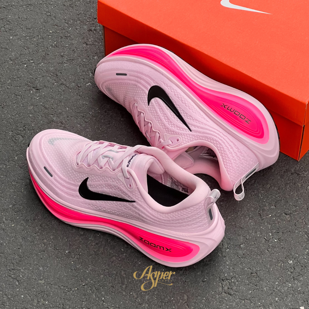 【官網限定】Nike Vomero Plus "Hyper Pink" 三分熟 慢跑鞋 男鞋 HV8150-602 XI