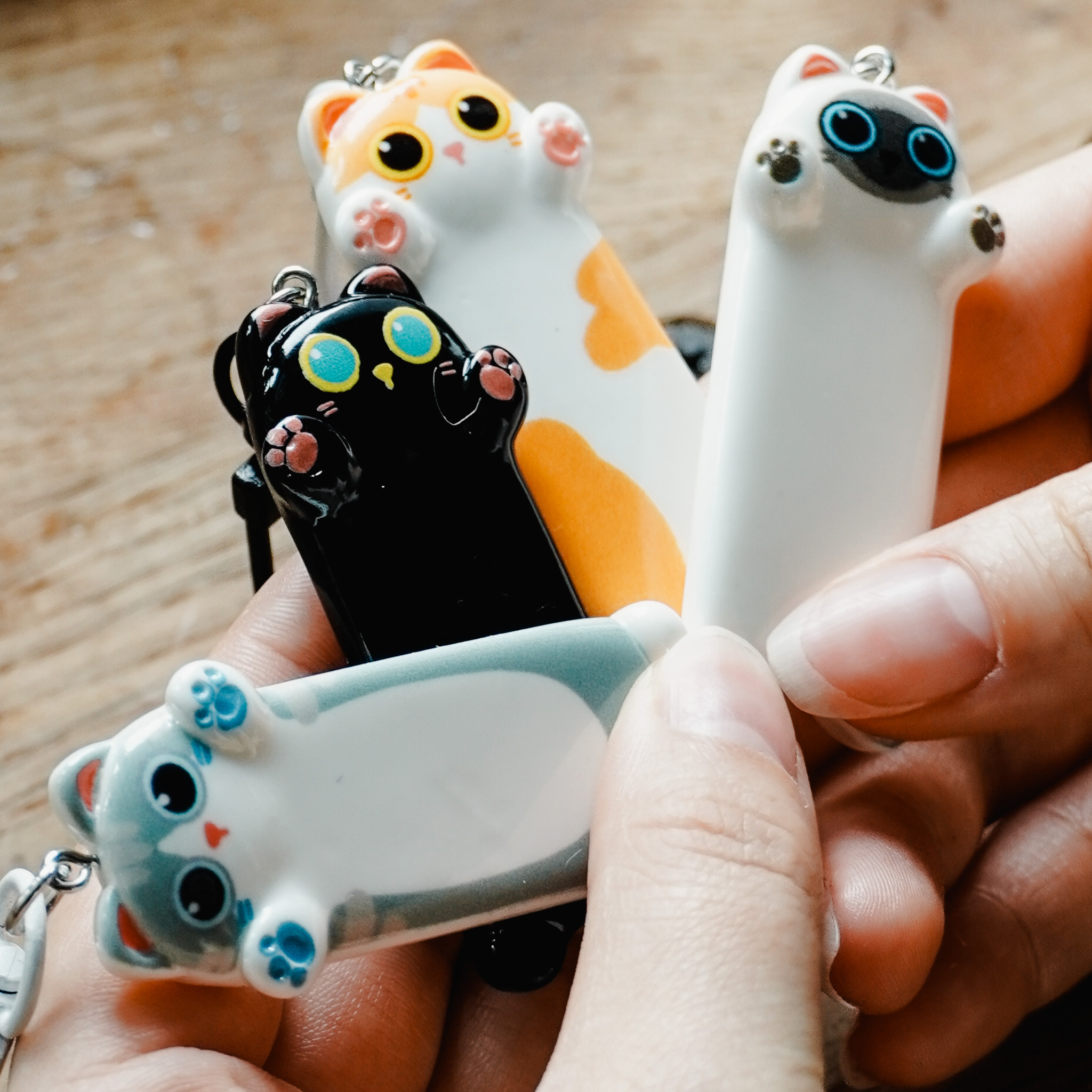 抱抱貓咪掛飾 四色組