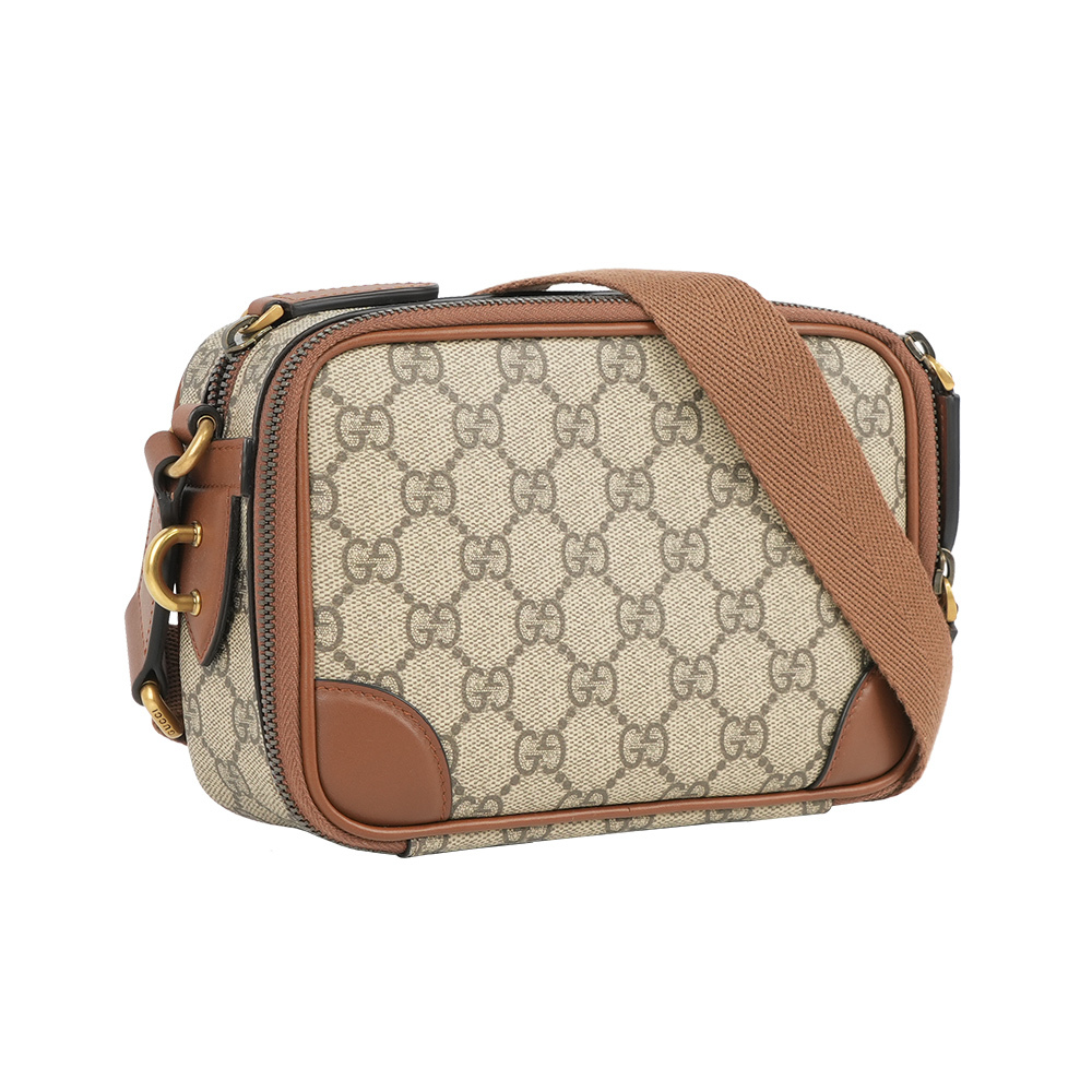 【GUCCI】GG Emblem 迷你雙拉鍊斜背包(烏木/深棕色)