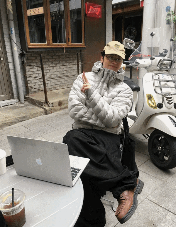 SUMMIT FLEX 輕盈拉鍊造型連帽羽絨外套