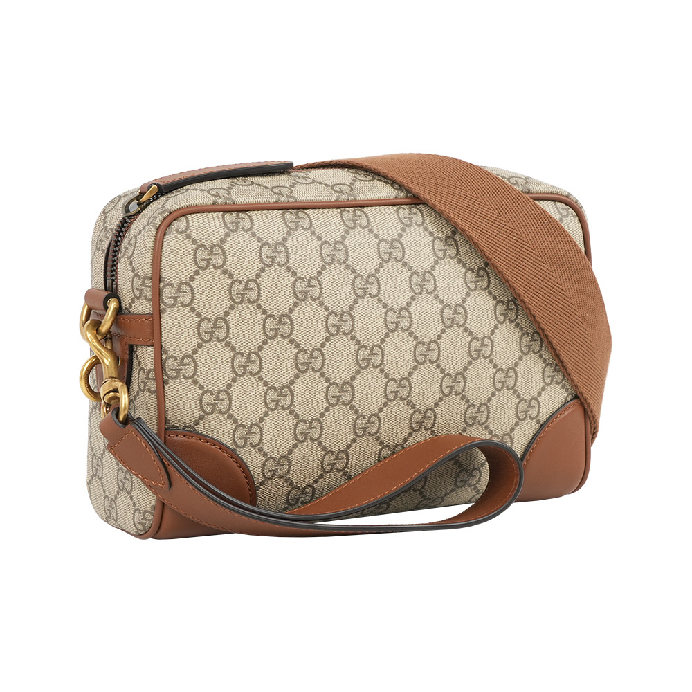 【GUCCI】GG Emblem 小款拉鍊斜背包(烏木/深棕色)
