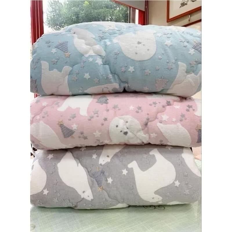 O63 法蘭絨被 S:160x180 $550 Q:210x230 $650 枕頭袋$109@1 $198@2