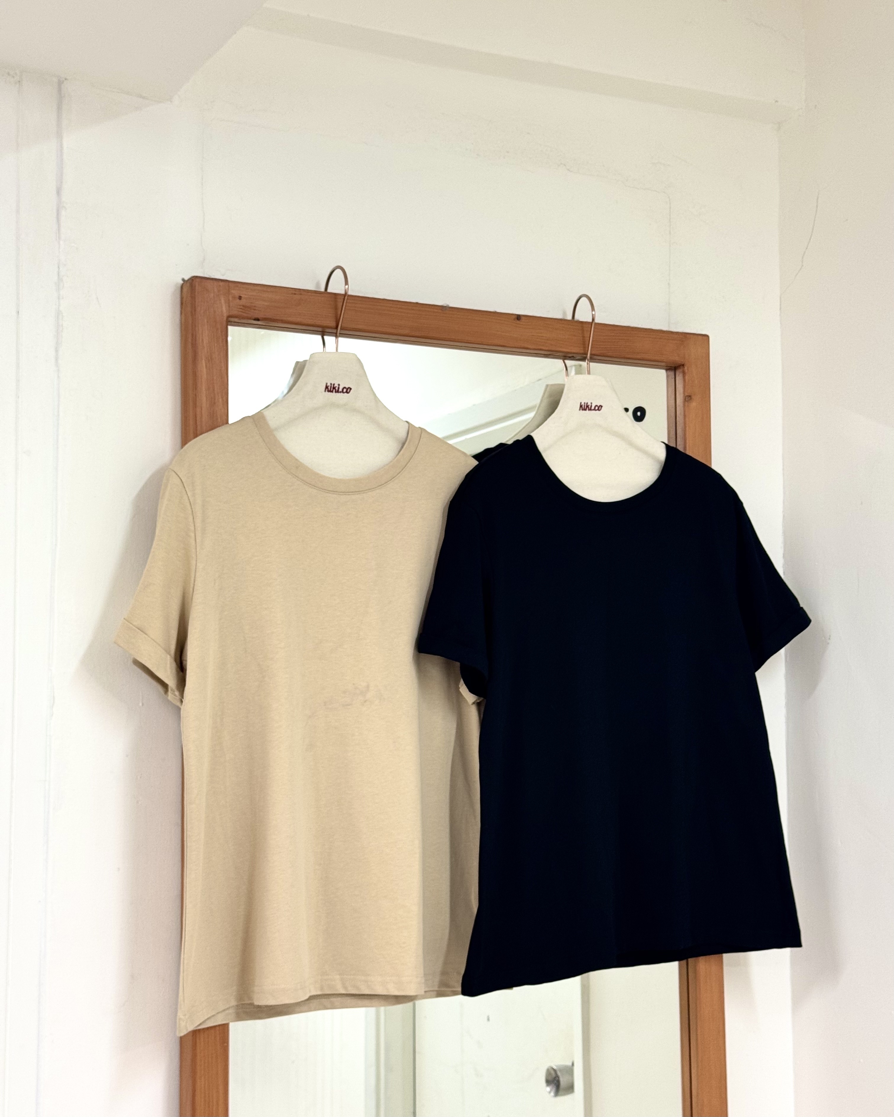 褶袖淨色圓領Tee