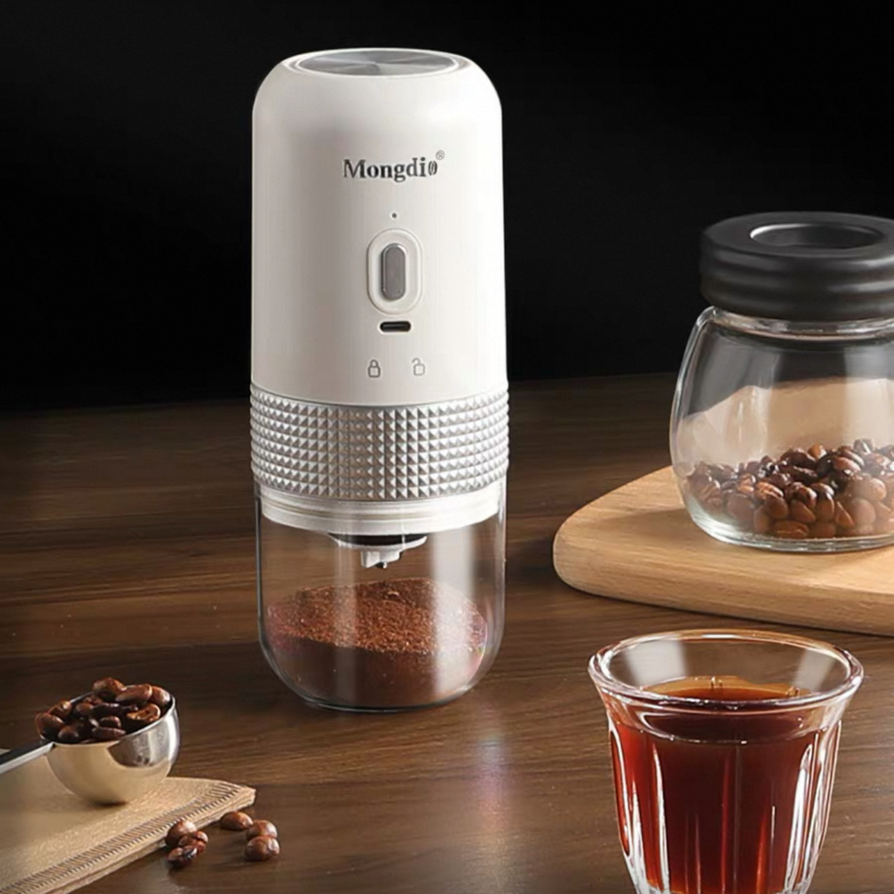 U SB可攜式電動磨豆機、（黑白兩色下單後註明）