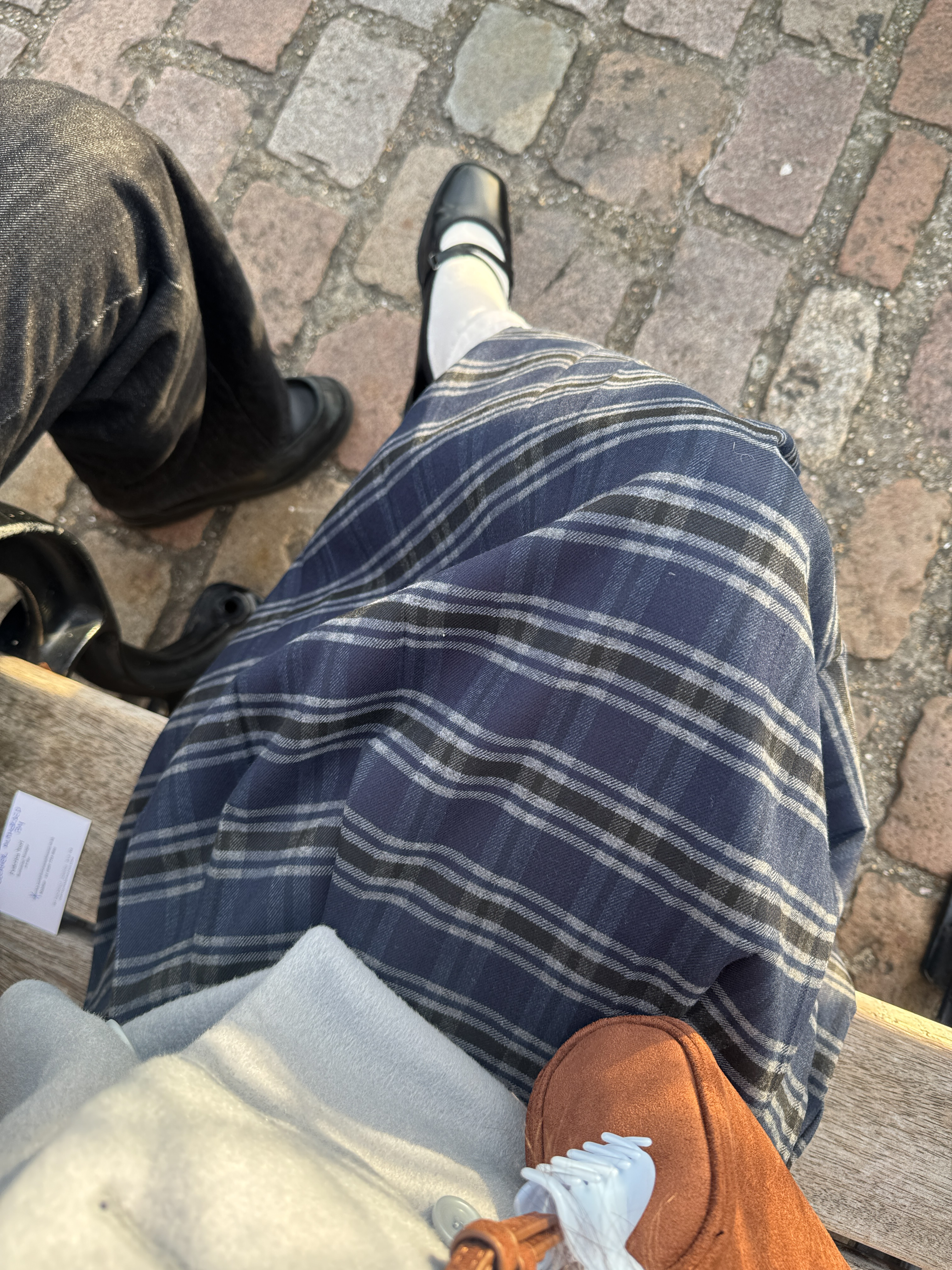 法式復古女孩的格紋百摺裙