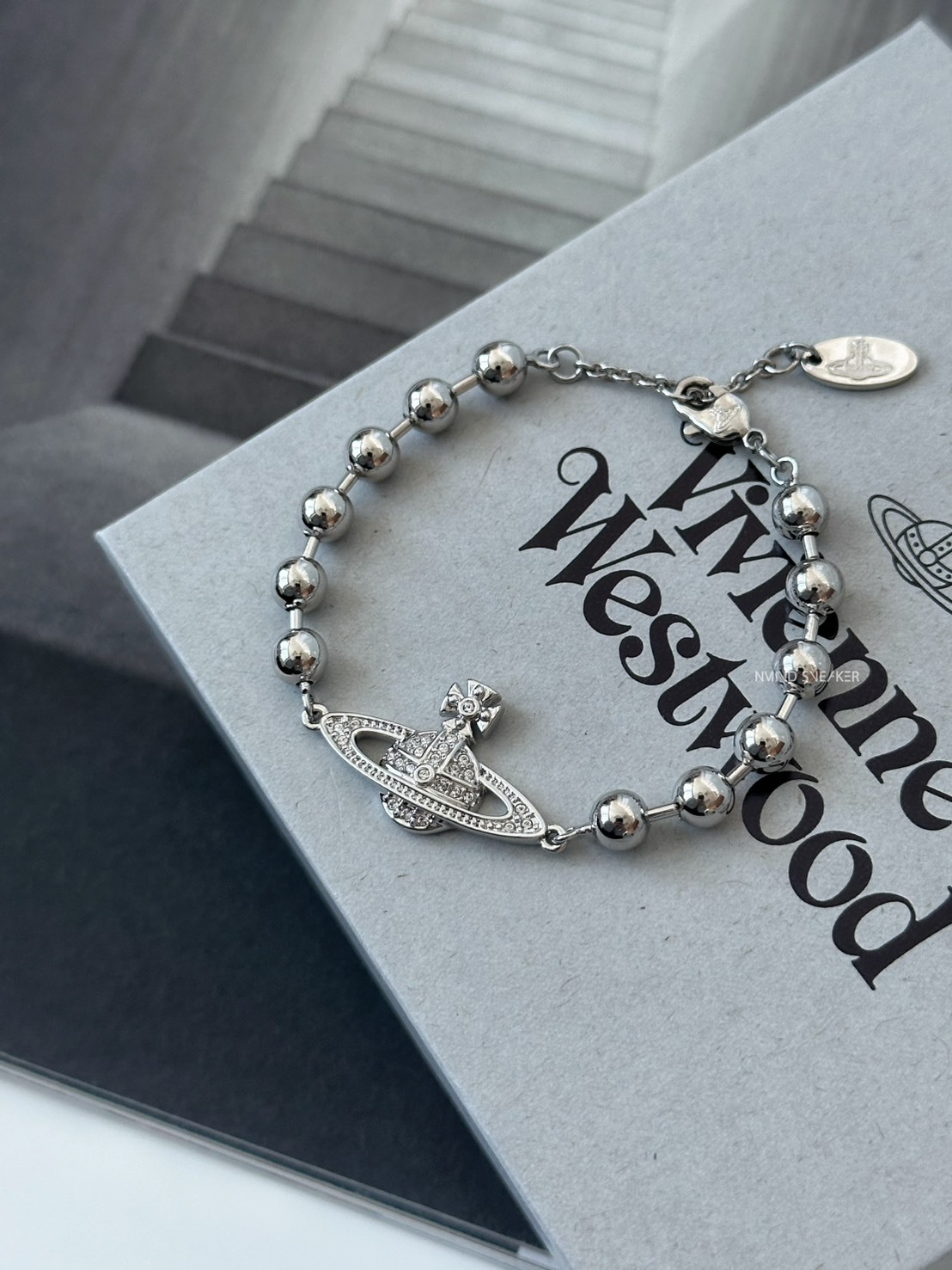 <聖誕快樂✨> Vivienne Westwood Thames 滿鑽星球銀珠手鍊