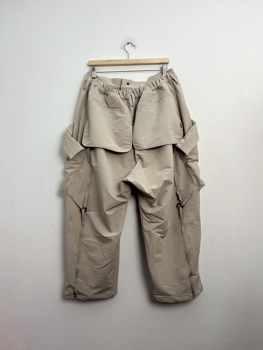 GOOPiMADE® 23AW Exs-P1 “Exoskeleton” BiG Utility Pants - Bone SIZE 3