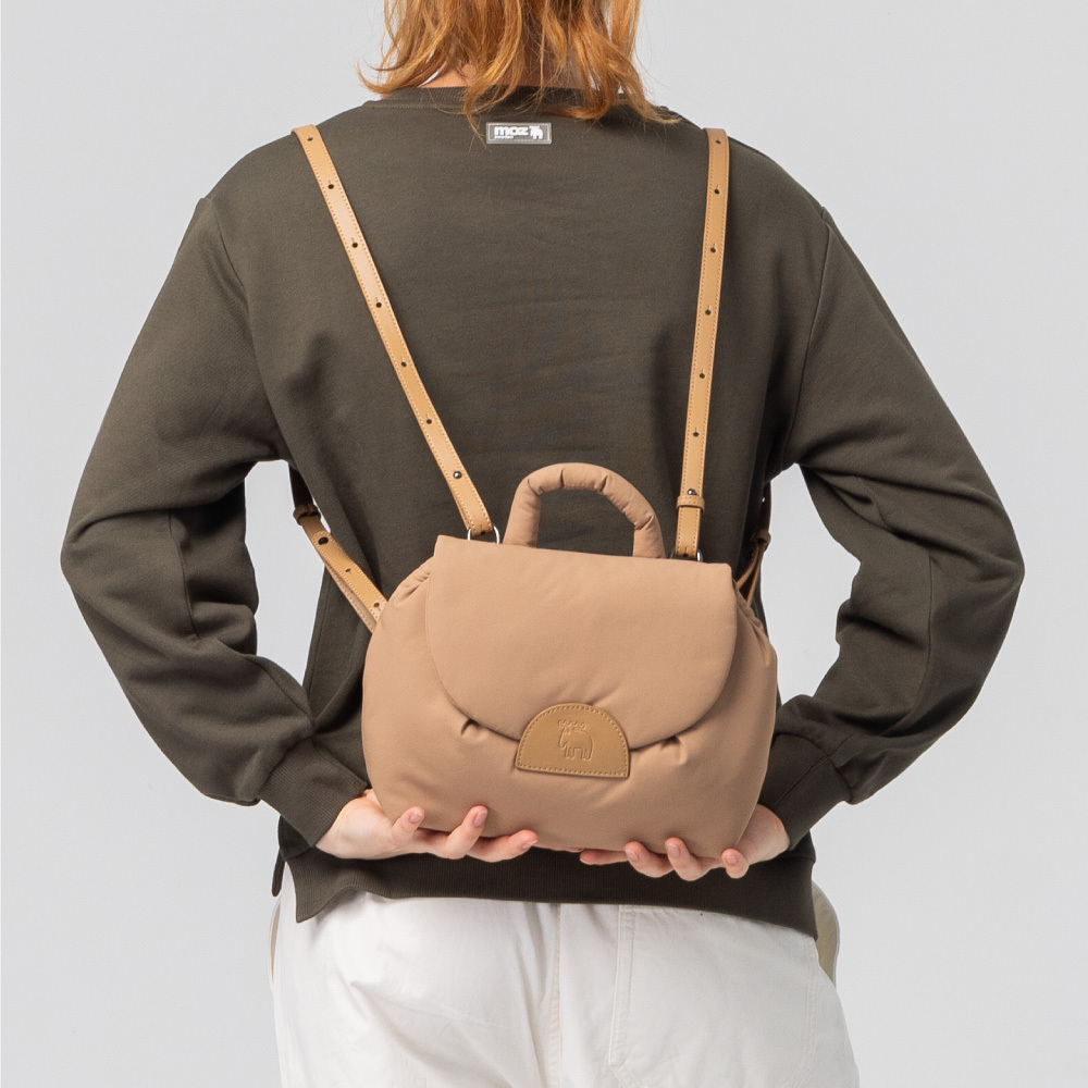 瑞典雲朵包系列｜防潑水 雲朵四用酒窩包(奶茶)