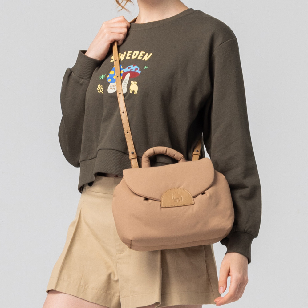 瑞典雲朵包系列｜防潑水 雲朵四用酒窩包(奶茶)