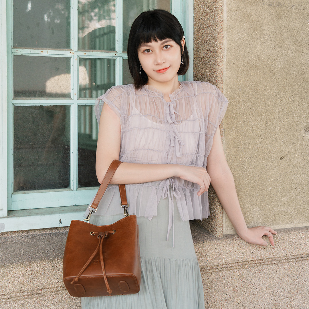 真皮扣式率真小水桶-四色(234017)